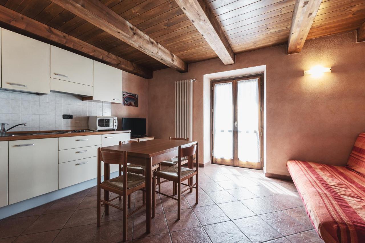 Residence La Tana Del Ghiro Bardonecchia Exterior photo