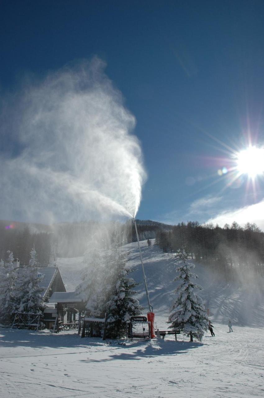Residence La Tana Del Ghiro Bardonecchia Exterior photo
